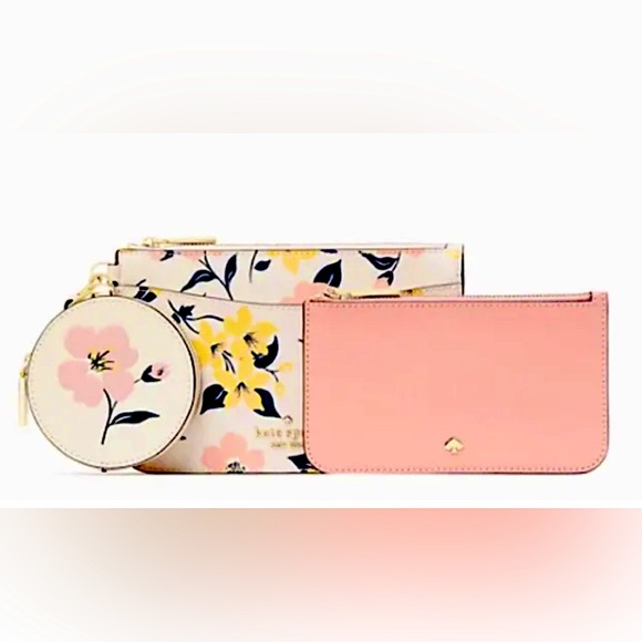 kate spade Handbags - Kate Spade Staci Lily Bloom Triple Pouch Card Holder Wristlet
